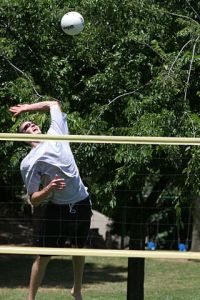 320px-Volleyball_spike