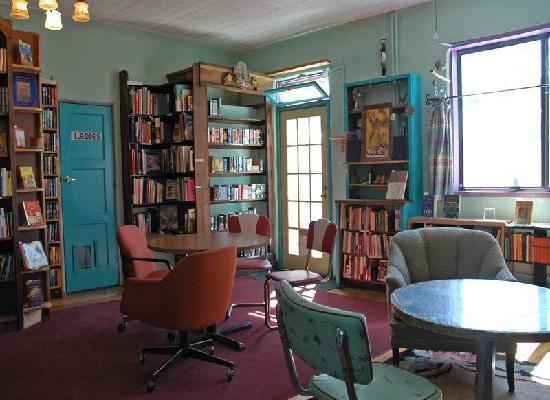 black-cat-books-coffee